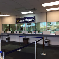 Currency Exchange/Auto License 04
