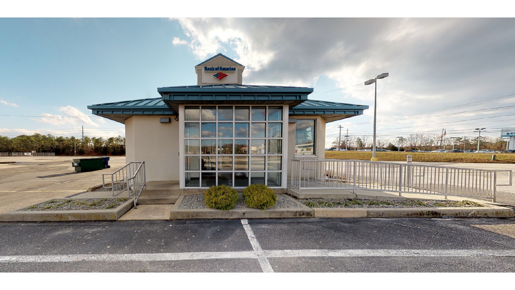 Bank of America (with Drive-thru ATM) 01