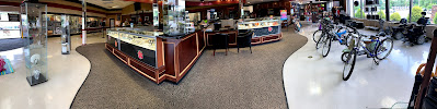 Facet Jewelry Music & Pawn 04
