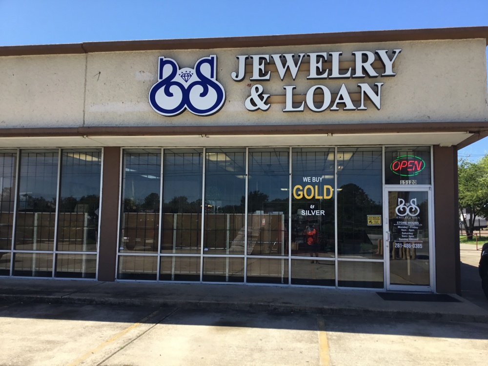 S & S Jewelry & Loan 01