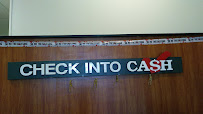 Check Into Cash 03