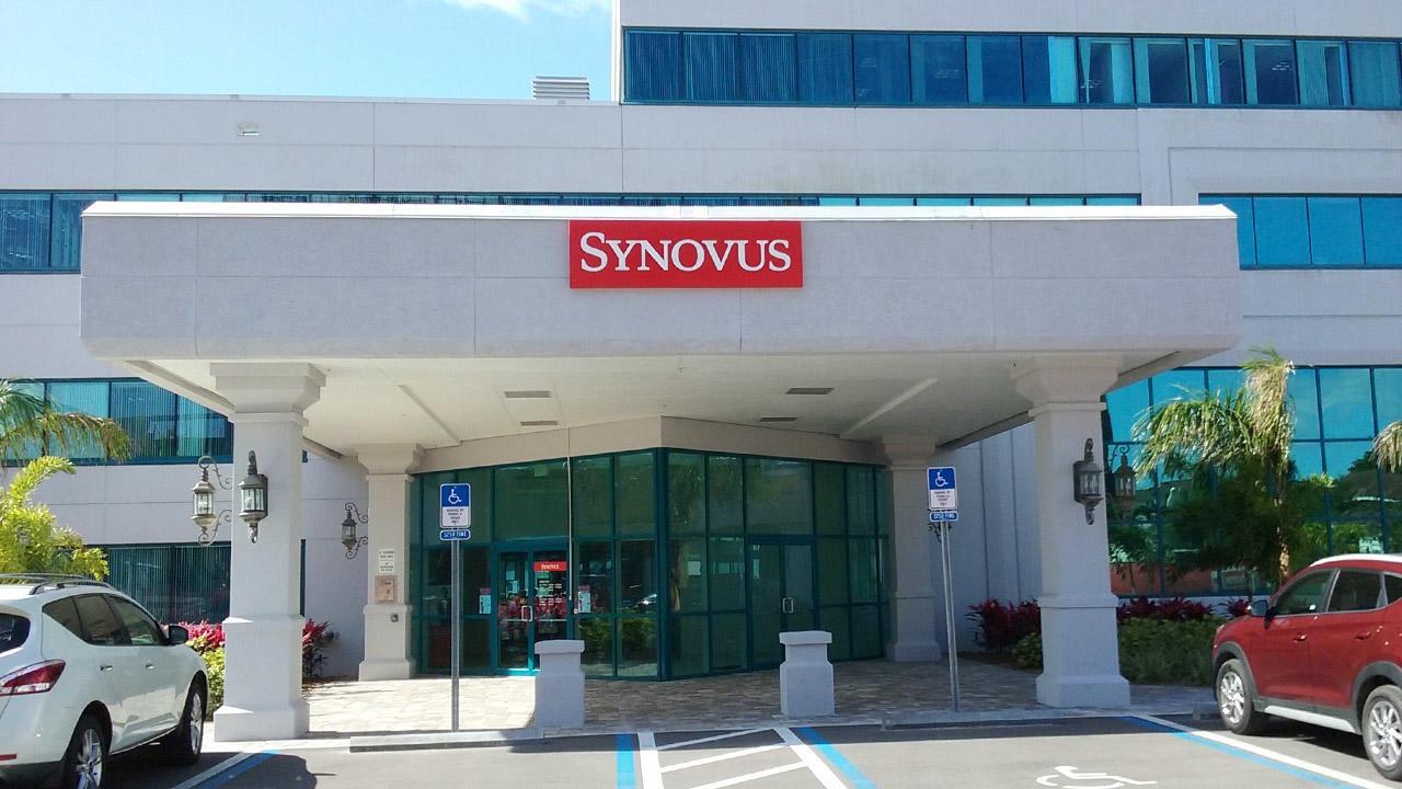 Synovus Bank 01