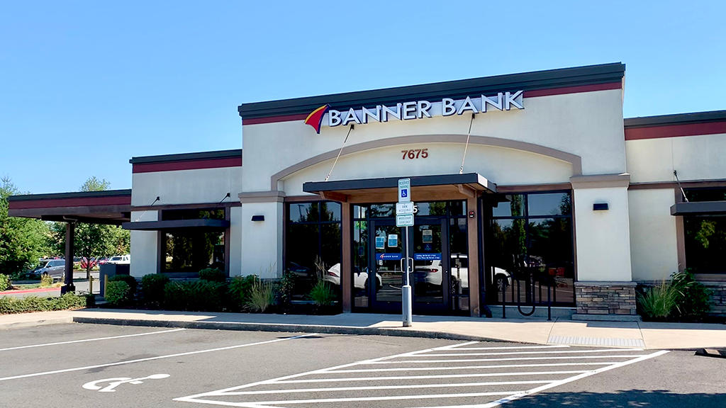 Roberta Banegas – Banner Bank Residential Loan Officer 01
