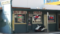 Ala Moana Pawn Shop 01