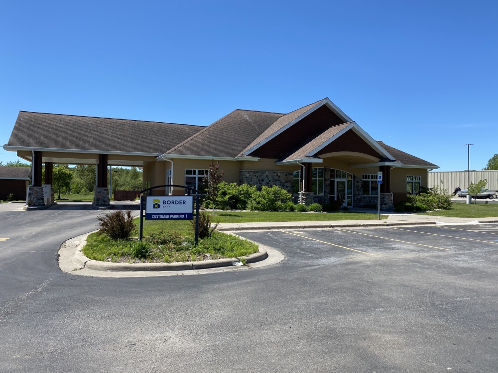 Border Bank 01