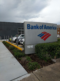 Bank of America (with Drive-thru ATM) 02