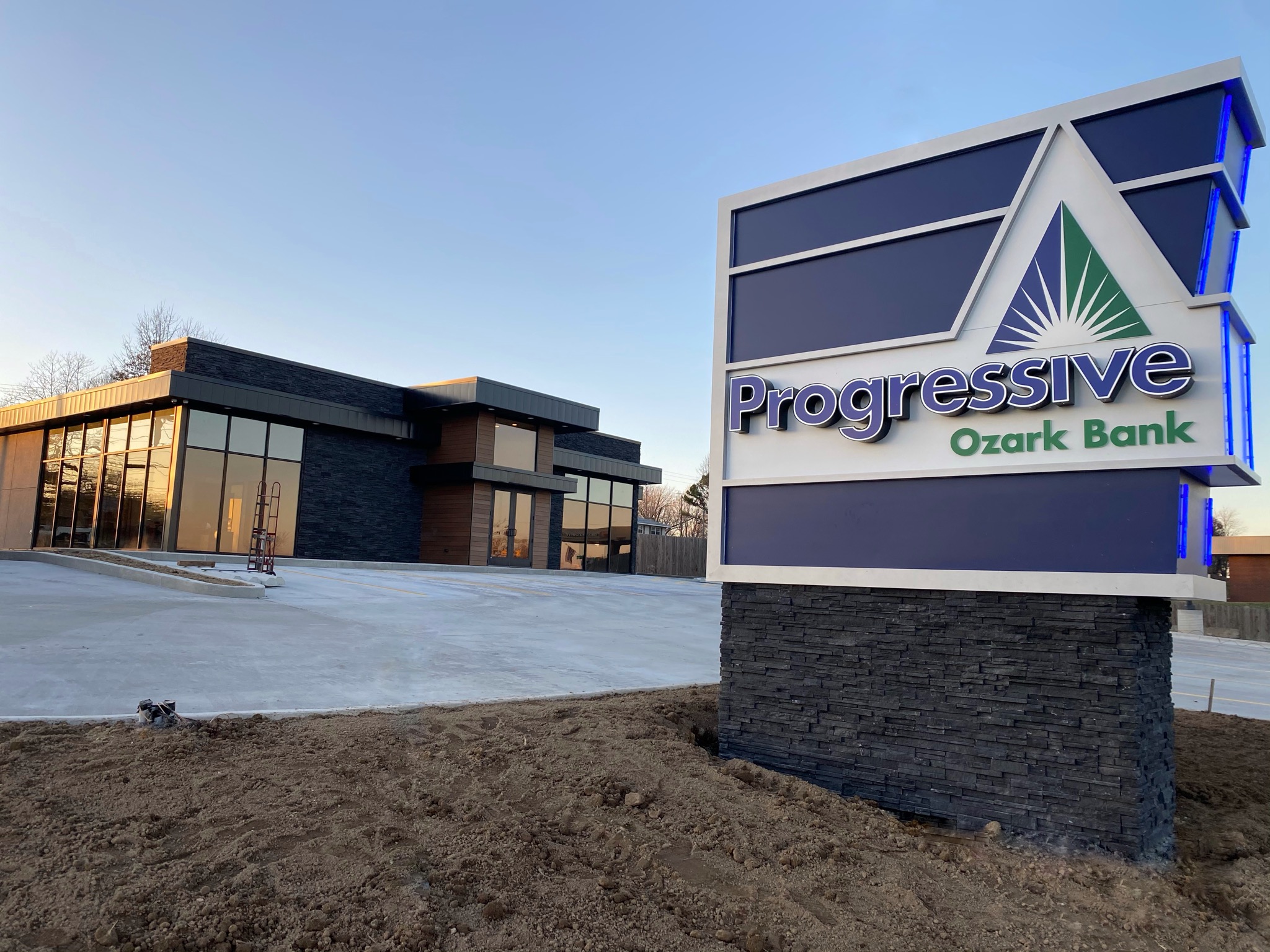 Progressive Ozark Bank - Mansfield, MO 01