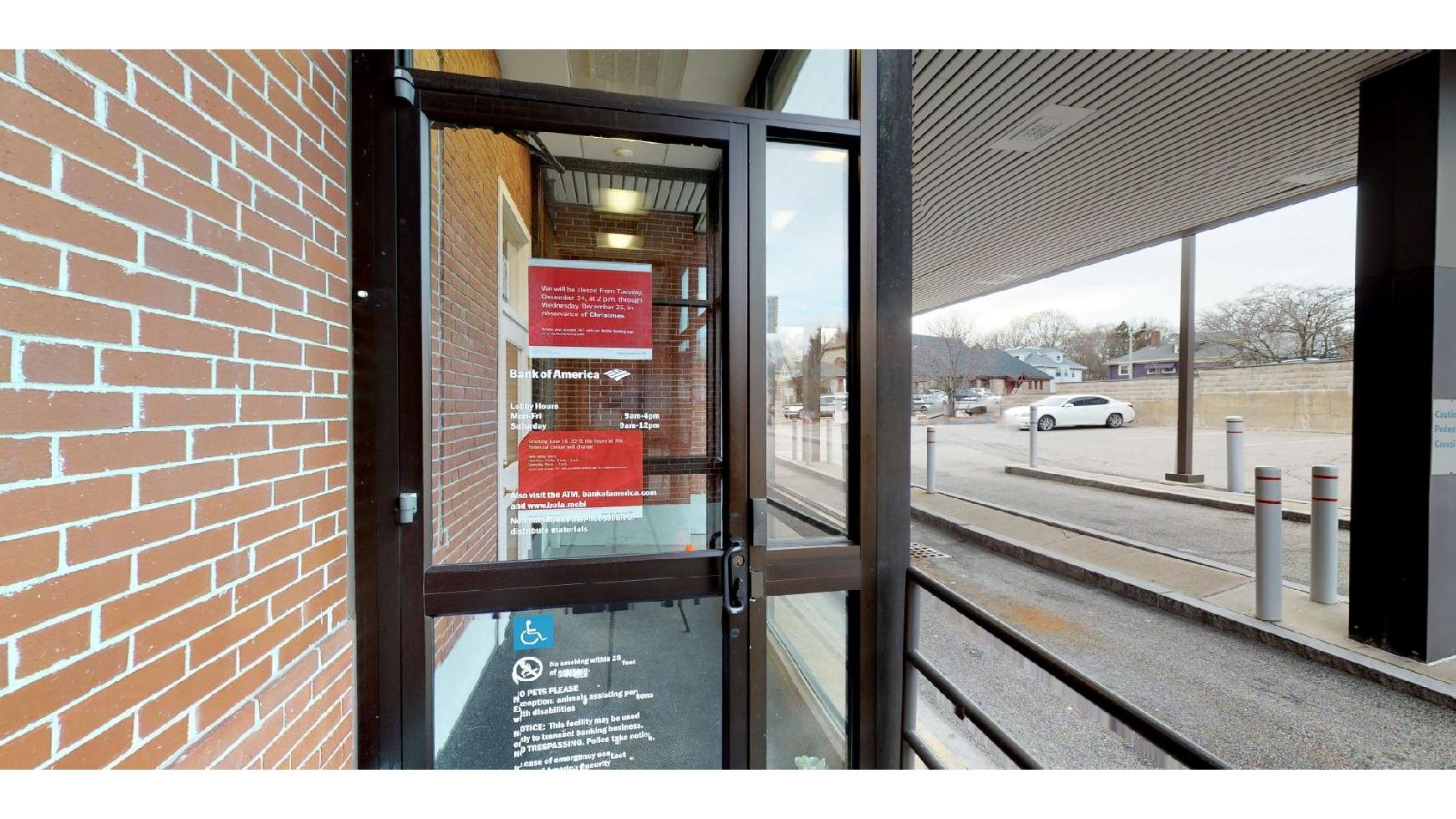 Bank of America (with Drive-thru ATM) 01