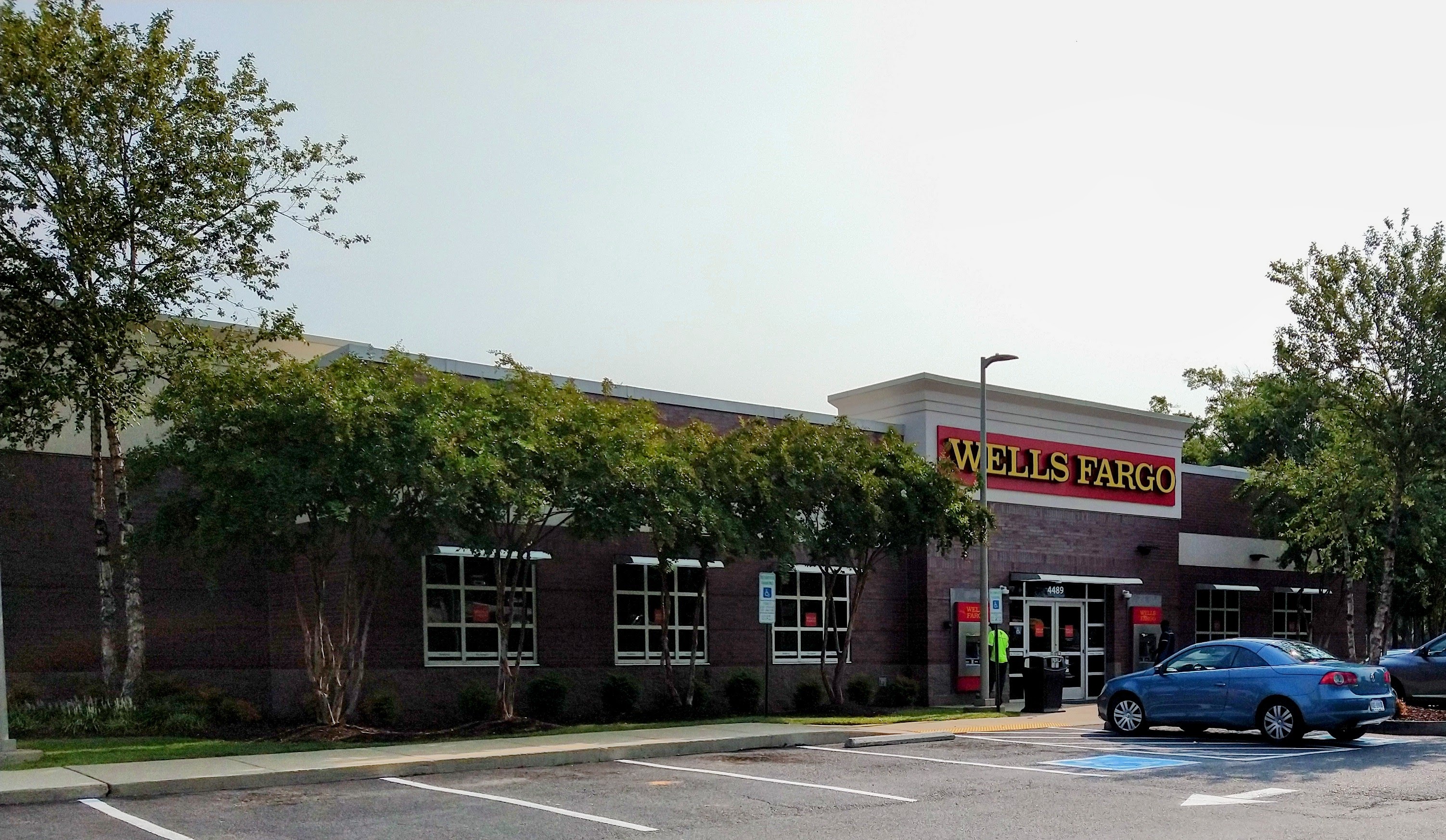 Wells Fargo Bank 01