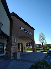 Bank of the West 03