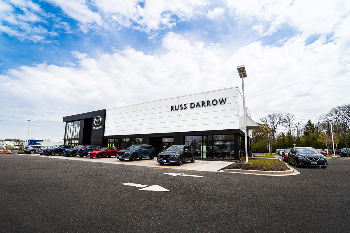 Russ Darrow Mazda of Greenfield 01
