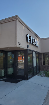 FirstBank 04