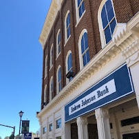 Andrew Johnson Bank 01
