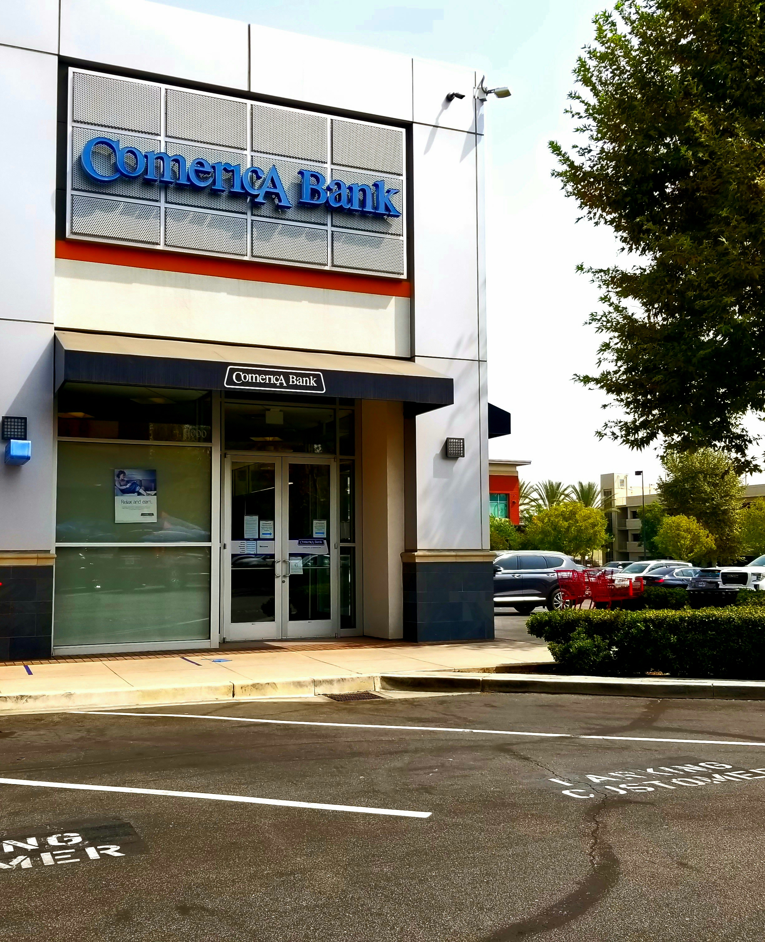 Comerica Bank 01