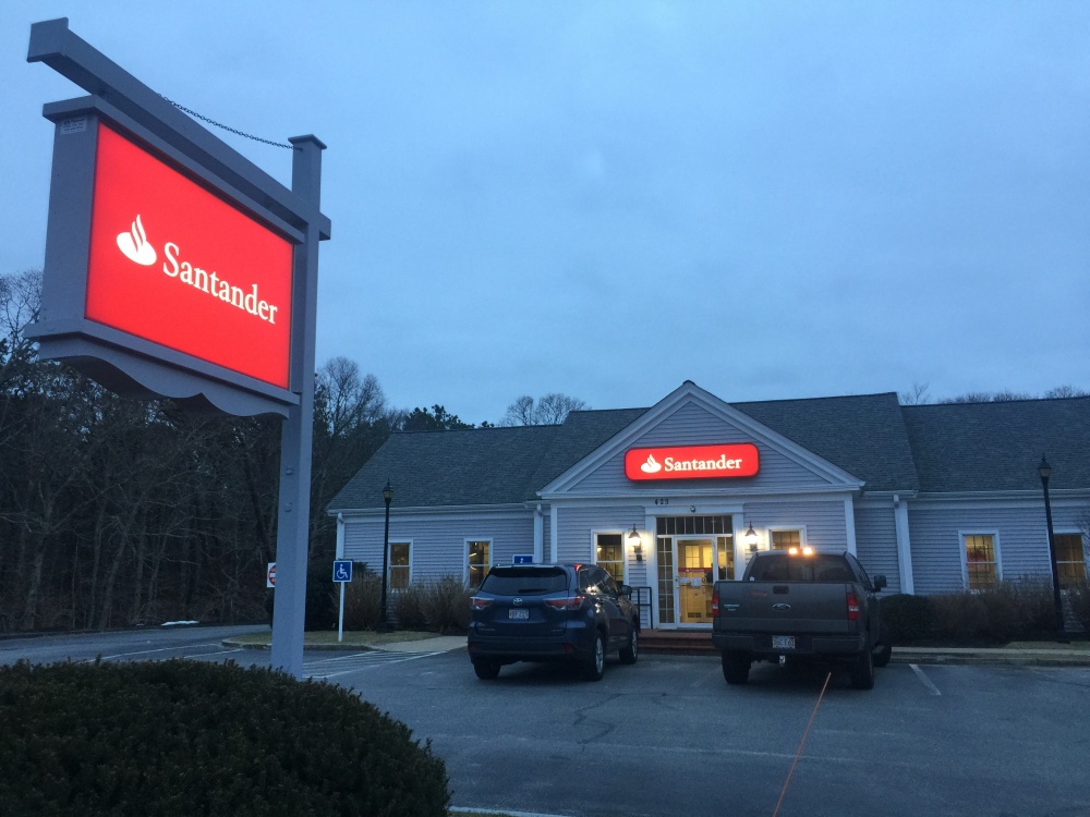 Santander Bank Branch 01