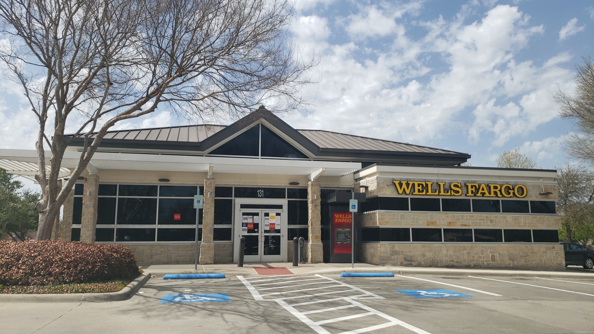 Wells Fargo Bank 01