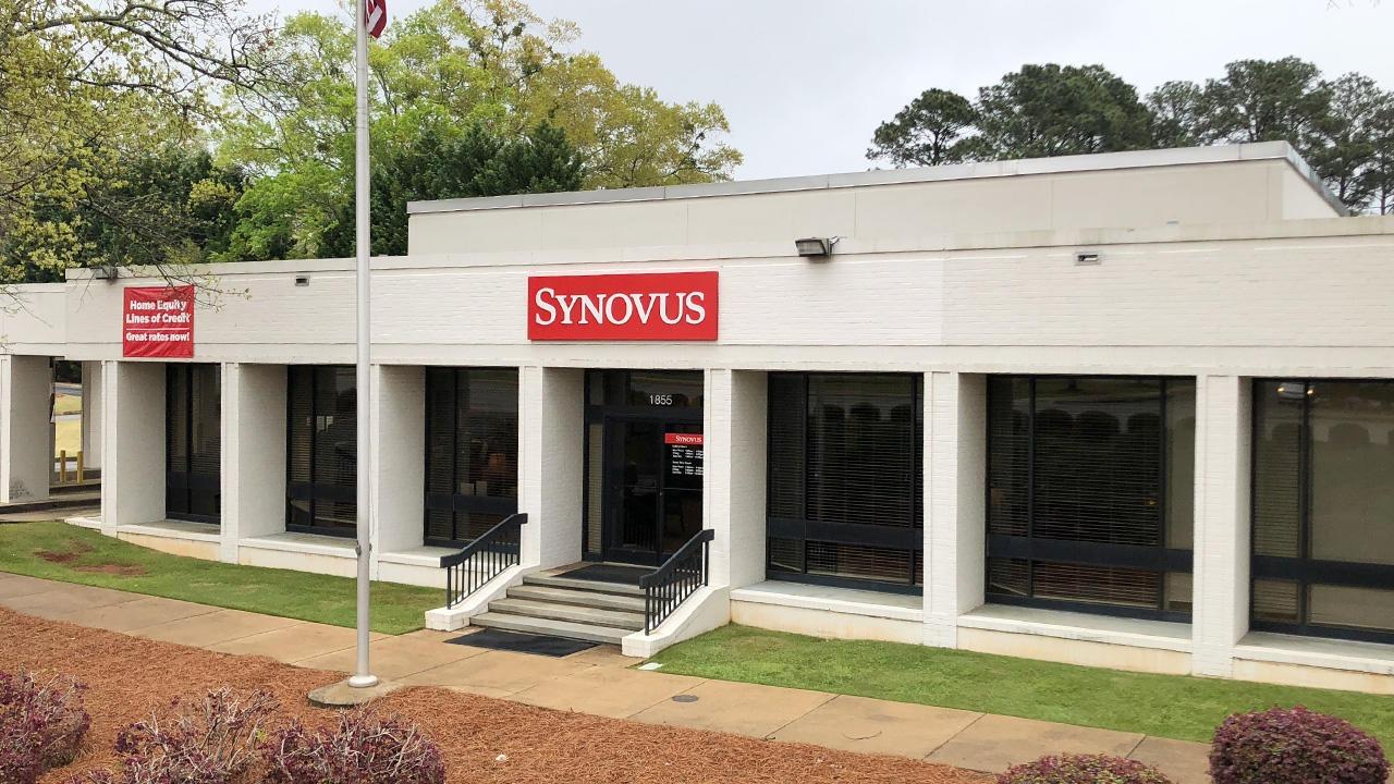 Synovus Bank 01