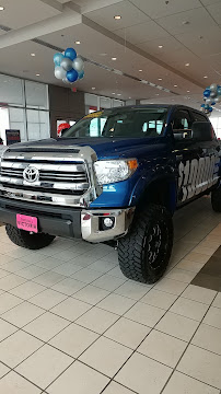 Toyota of Victoria 03