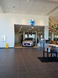 Toyota of Victoria 04