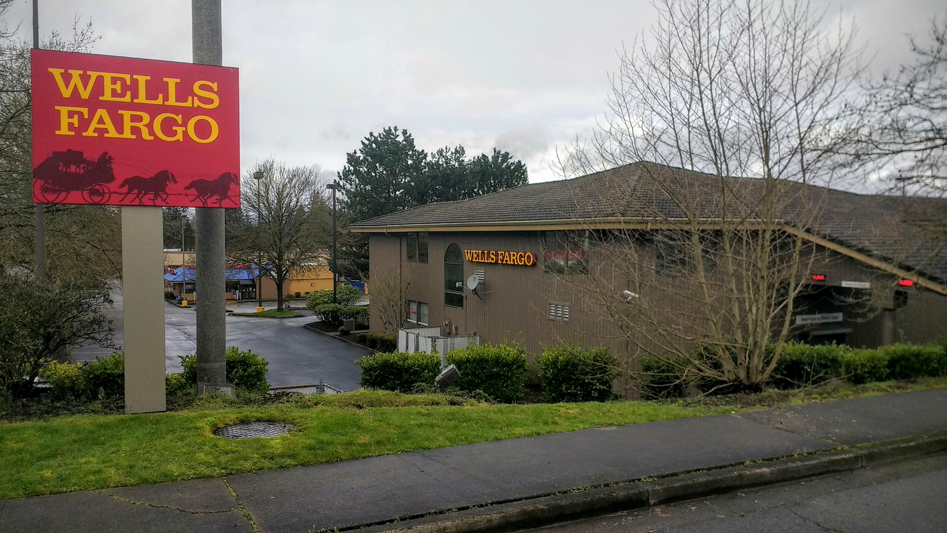 Wells Fargo Bank 01