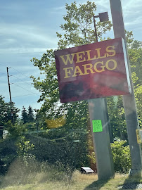 Wells Fargo Bank 02