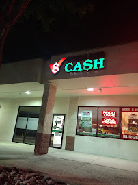 Check Into Cash 04