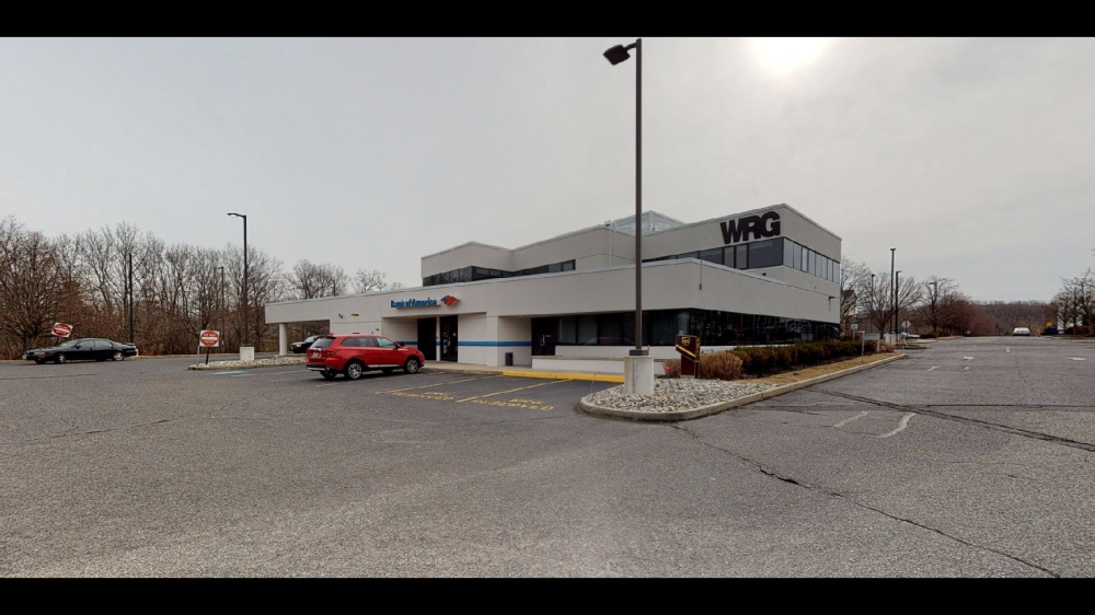 Bank of America (with Drive-thru ATM) 01