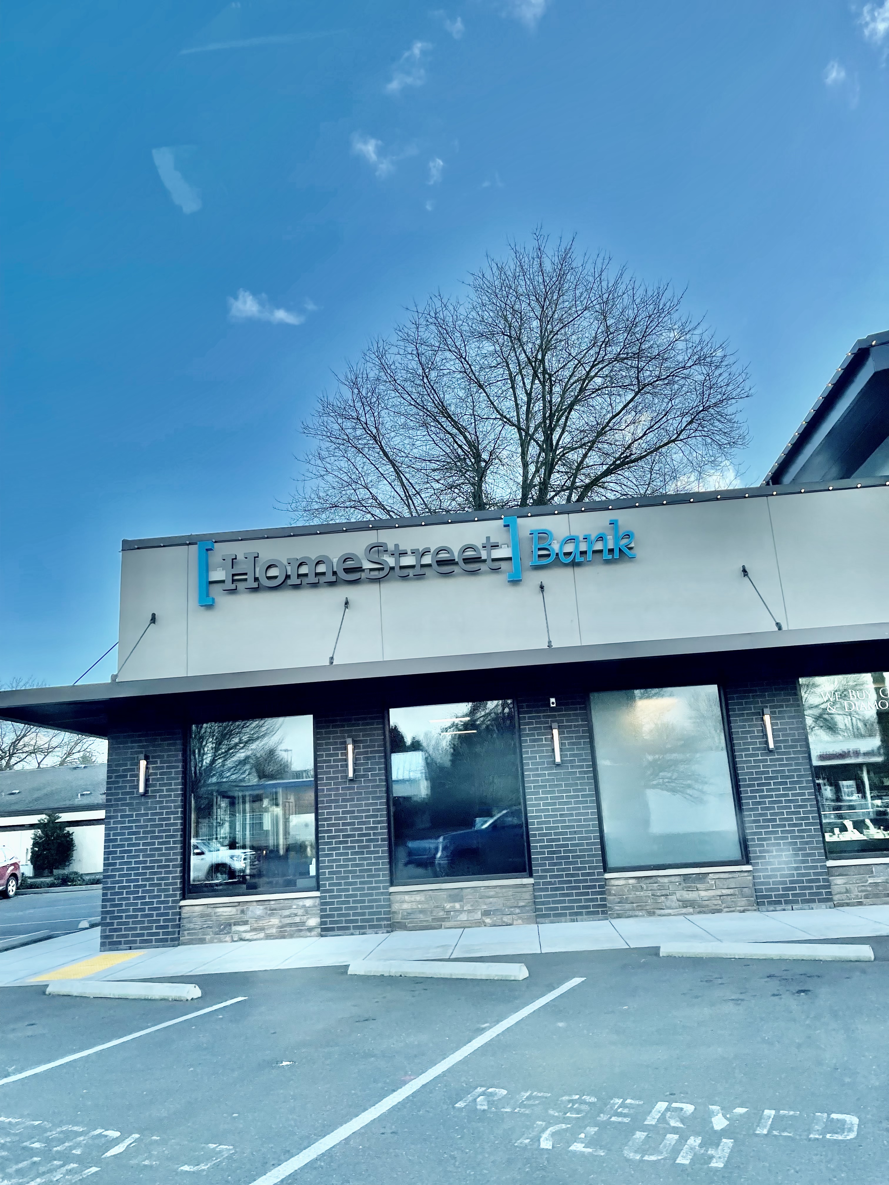 HomeStreet Bank 01