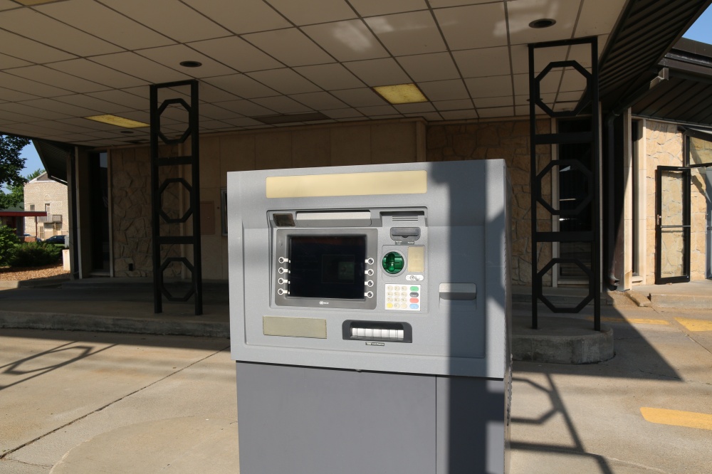Bank of the Flint Hills 01
