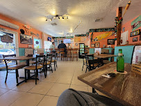 Crackers Island Grille 03