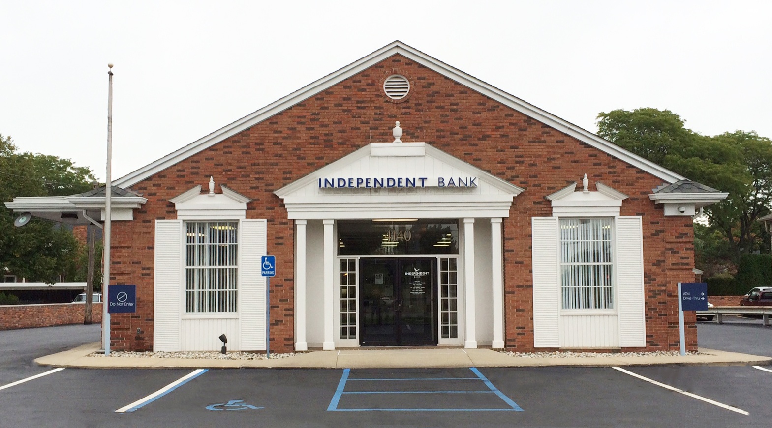 Independent Bank 01