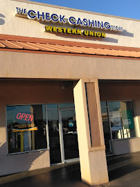 The Check Cashing Store 01