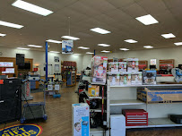 U.S. Money Shops 02