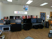 U.S. Money Shops 03