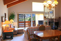 June Lake Accommodations 02
