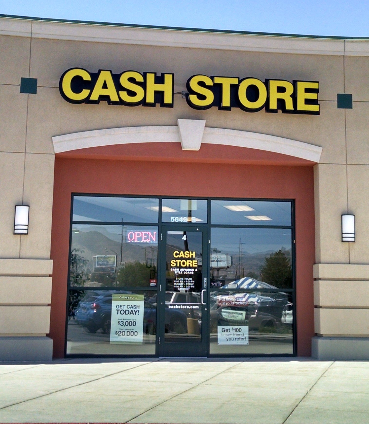 Cash Store 01