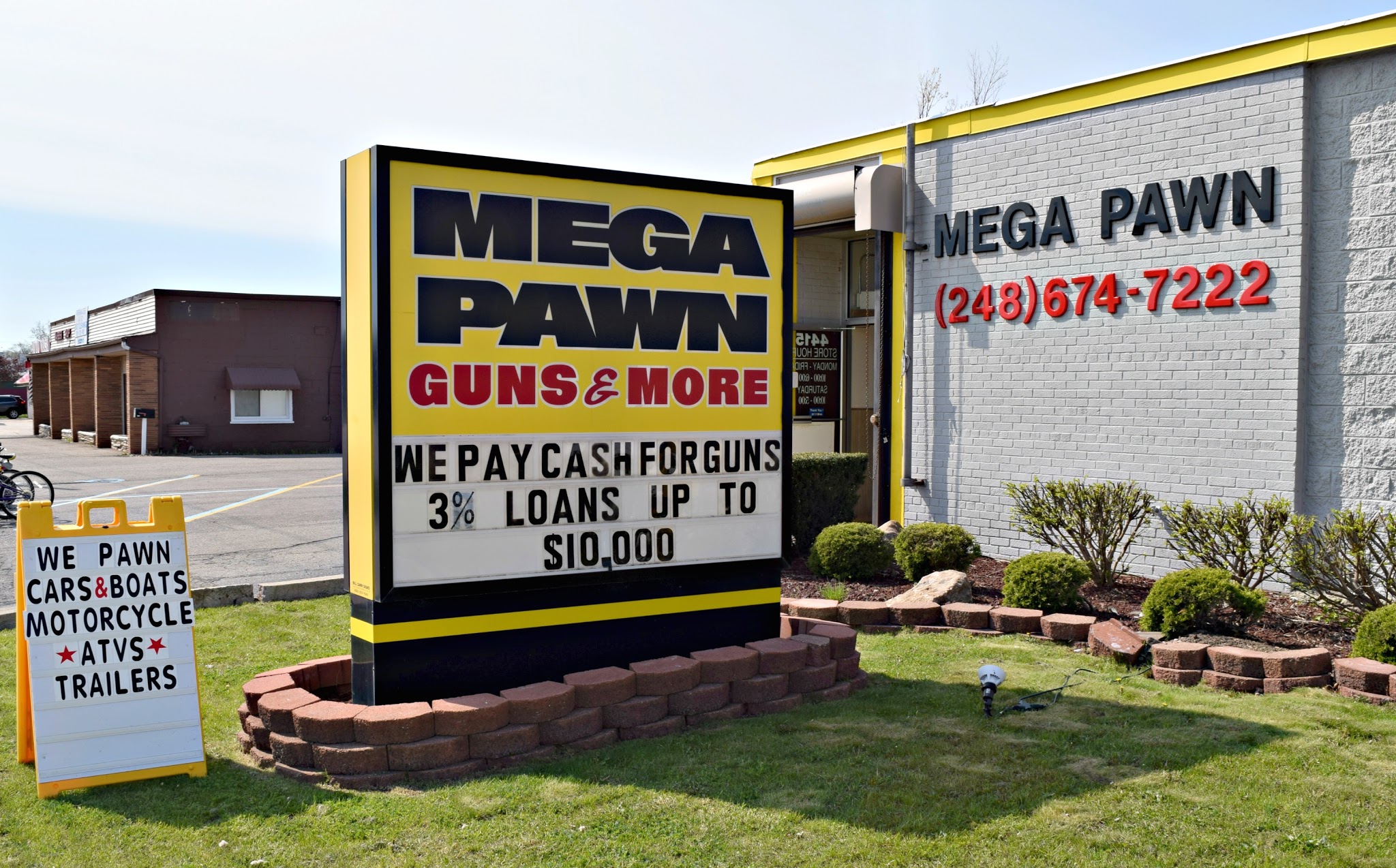 MEGA PAWN 3 & GUNS 01