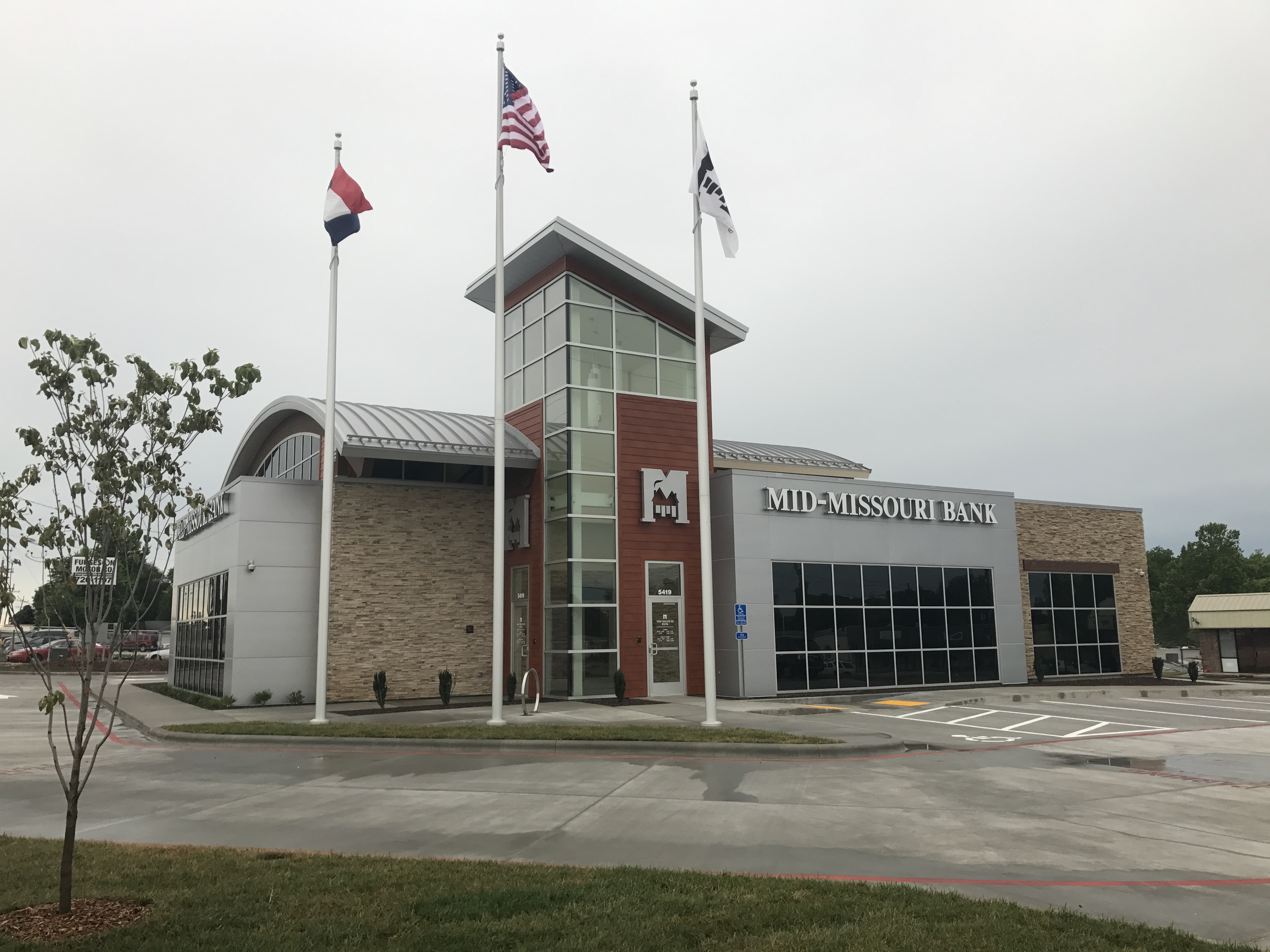 Mid-Missouri Bank 01
