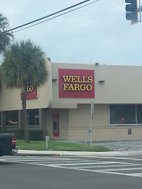 Wells Fargo Bank 02