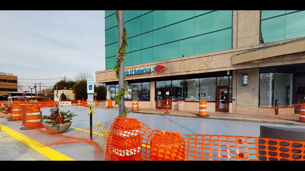 Bank of America (with Drive-thru ATM) 01