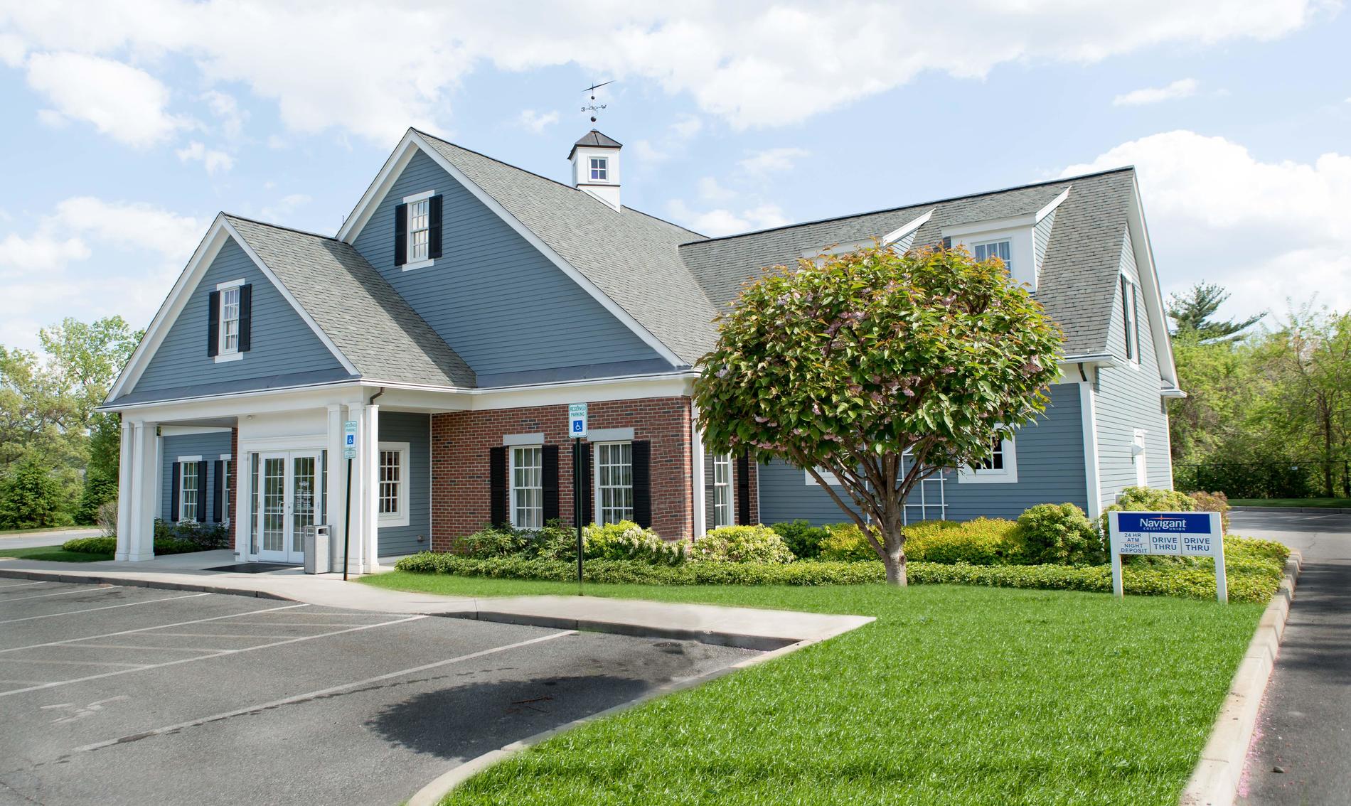 Navigant Credit Union 01
