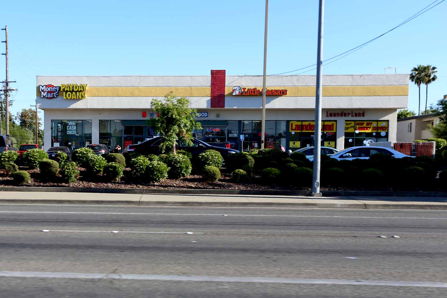 Money Mart 01