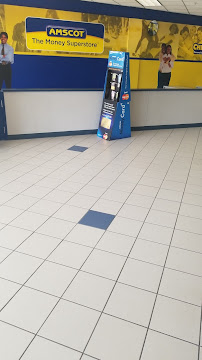 Amscot - The Money Superstore 03