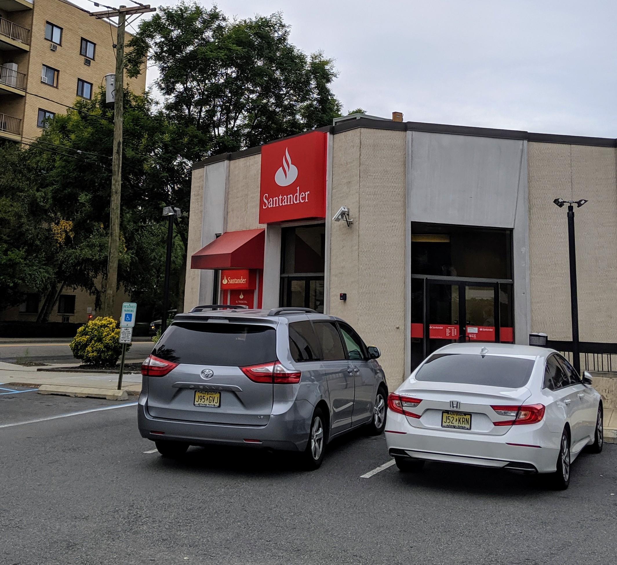 Santander Bank Branch 01