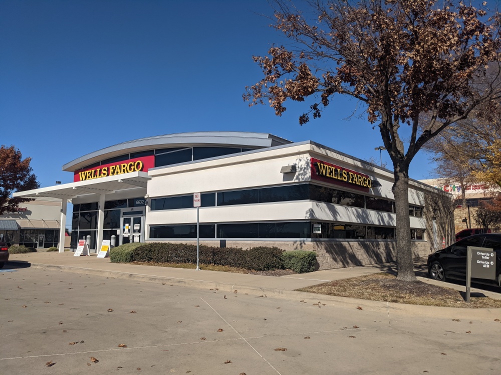 Wells Fargo Bank 01