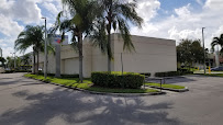 Bank of America (with Drive-thru services) 04
