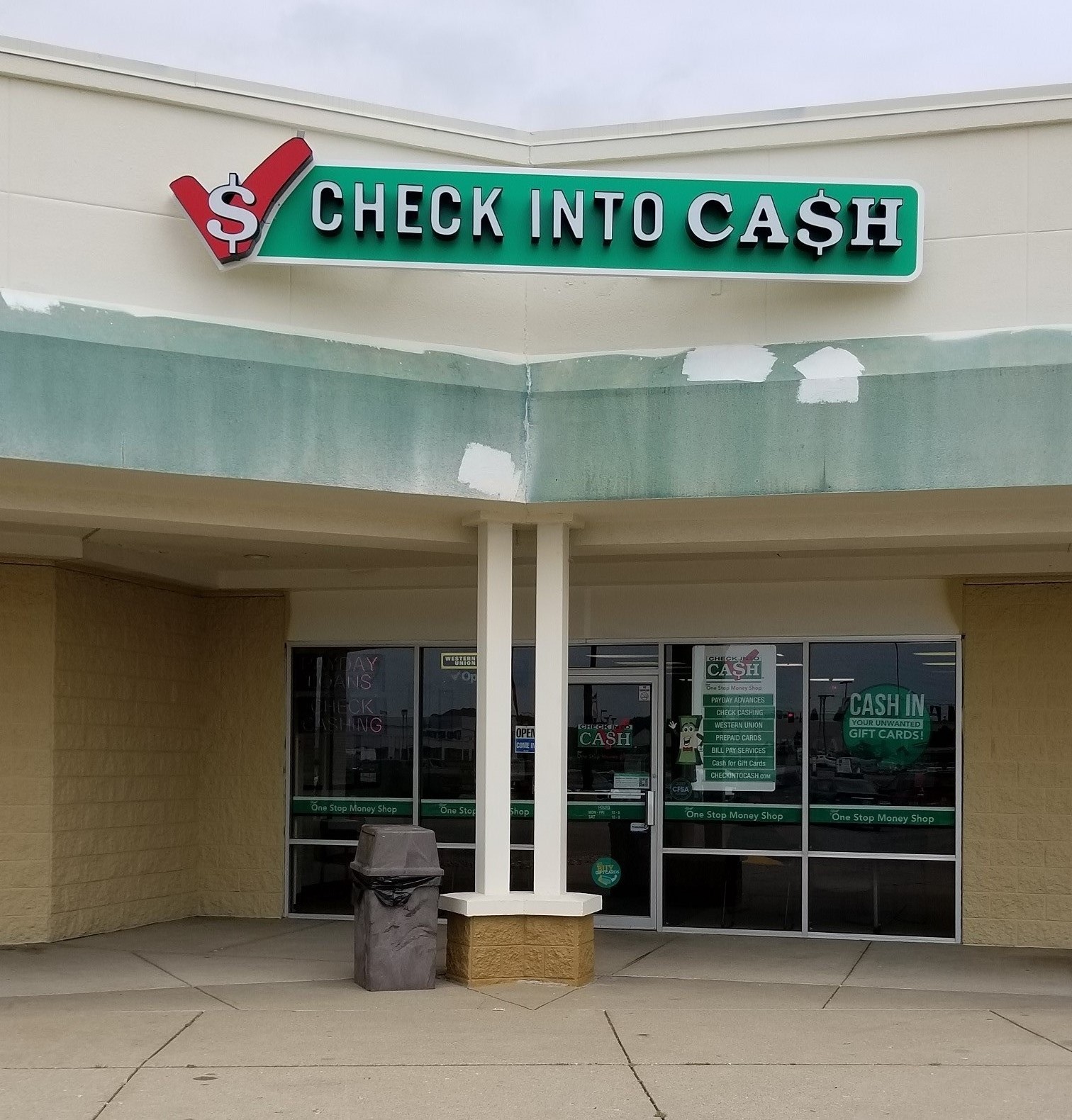 Check Into Cash 01