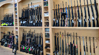 COLORVISION FURNITURE & PAWN 02