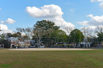 Glen Oaks Oval 03