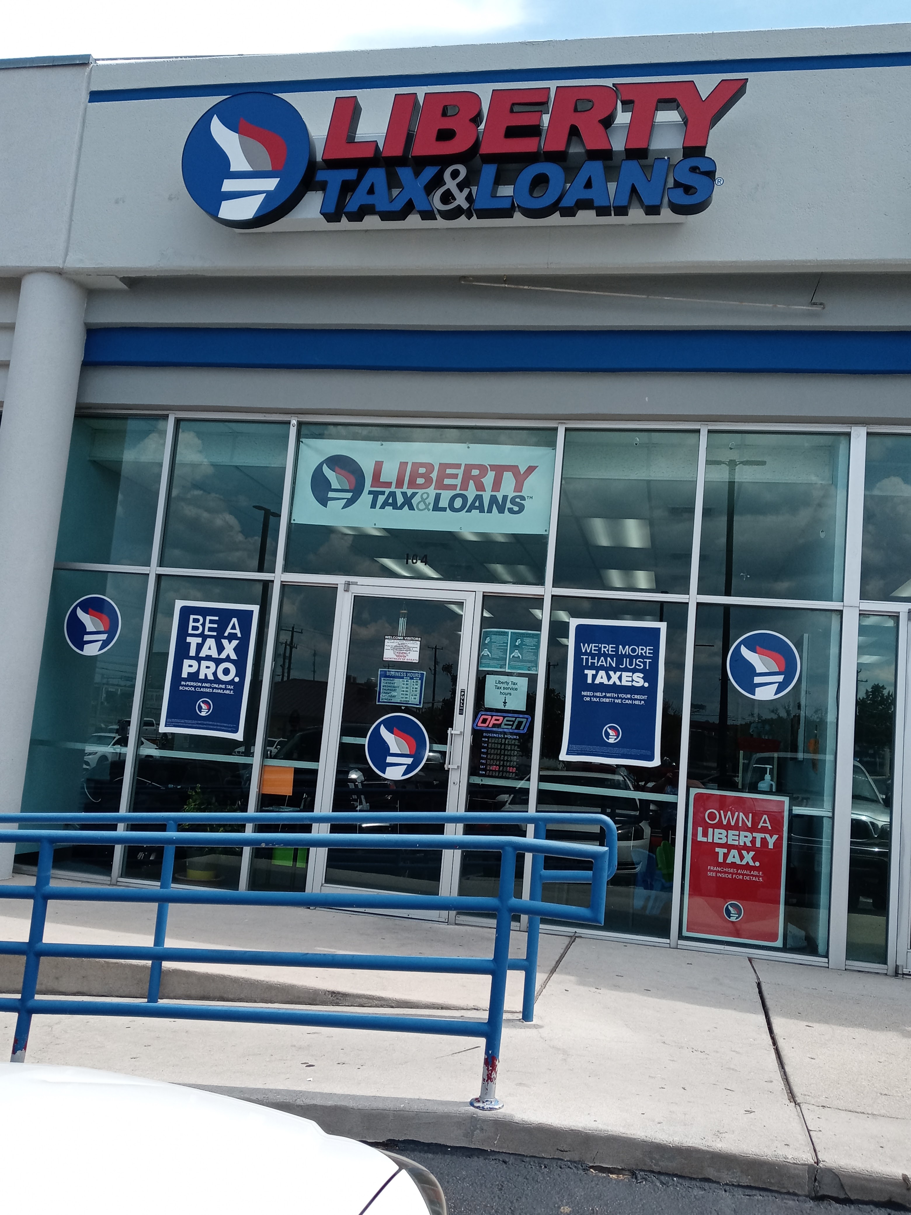 Liberty Tax & Loans 01